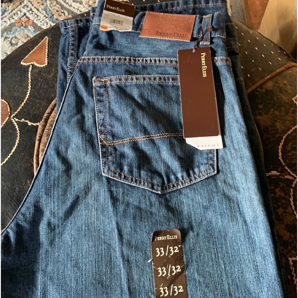 Perry Ellis Mens jeans, size 33/32